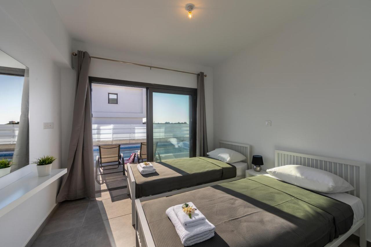 Villa Andre, Walking Distance To Coral Bay Péja Eksteriør bilde